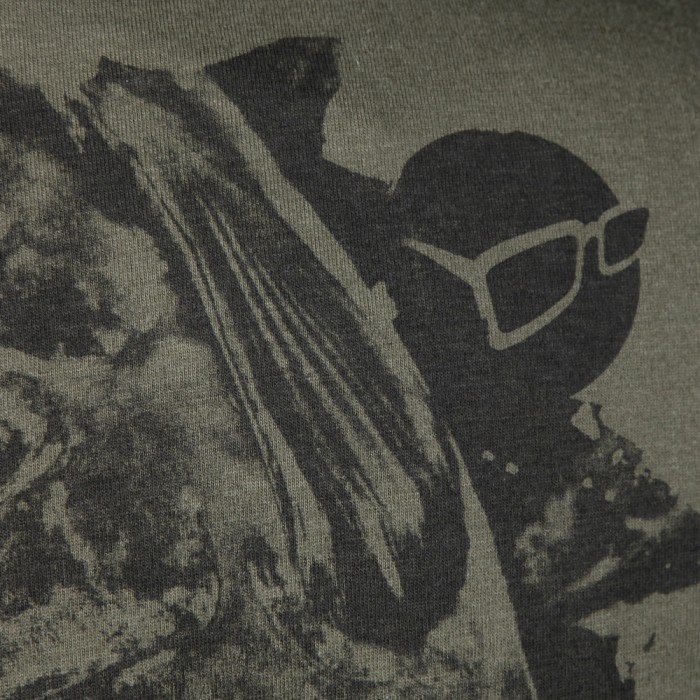 Korda Scaley Olive Tee Close Up 