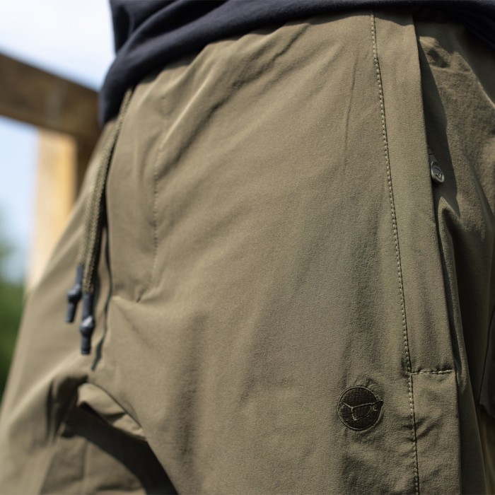 Korda Ultralite Olive Fishing Joggers Close Up 1