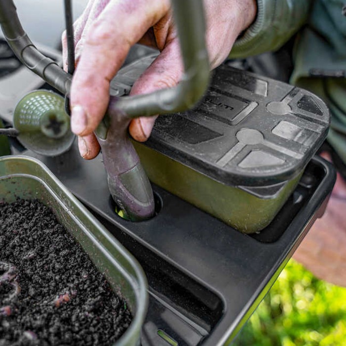 Korum Allrounder Side Tray In Use 2