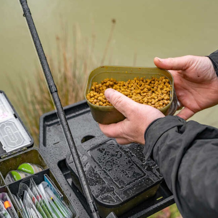Korum Allrounder Tray & Tripod Adaptor In Use 2