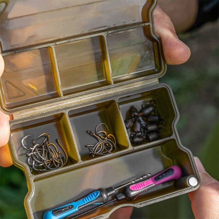 Korum Bits Blox 4 Slot Fishing Tackle Box Inside In Use