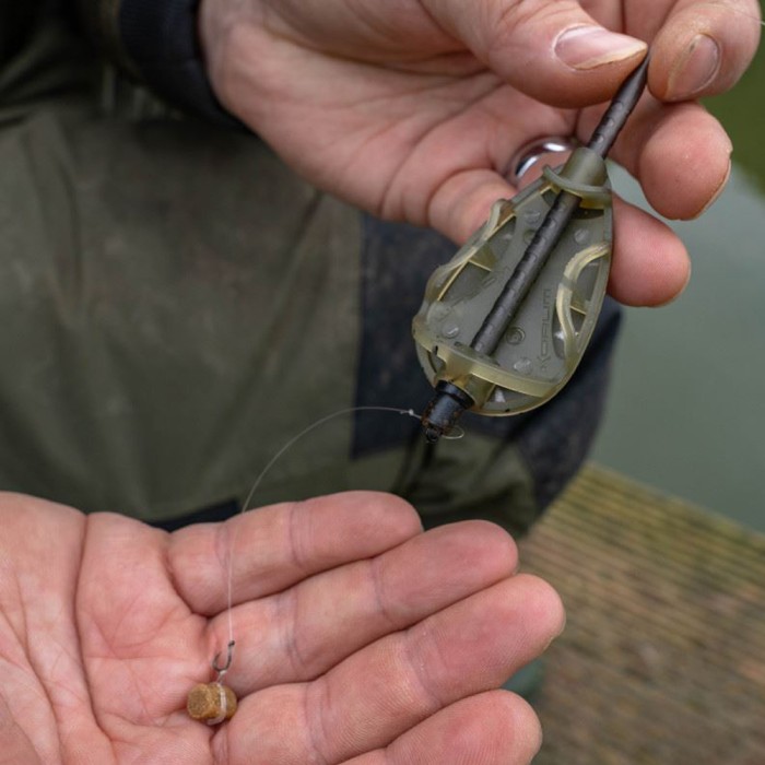 Korum Camo Method Fishing Feeder In Use 3