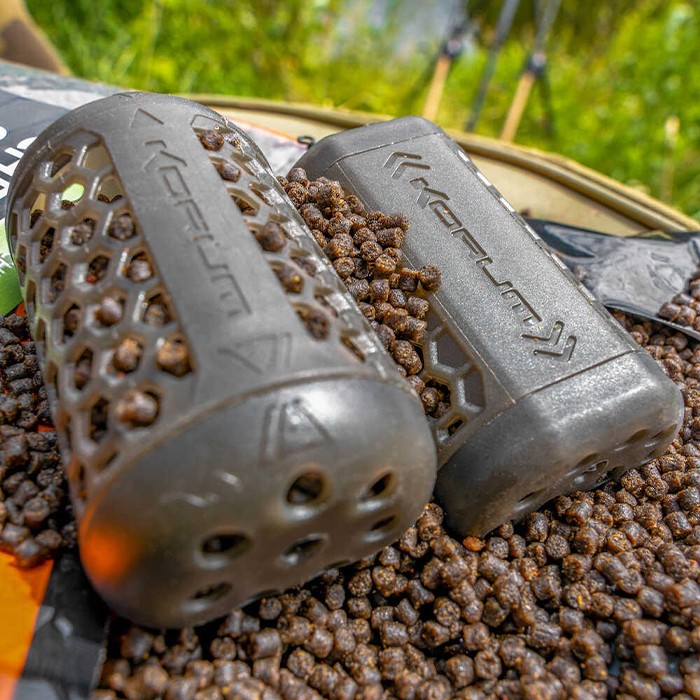 Korum Combi Feeder Fishing Caps In Use 1