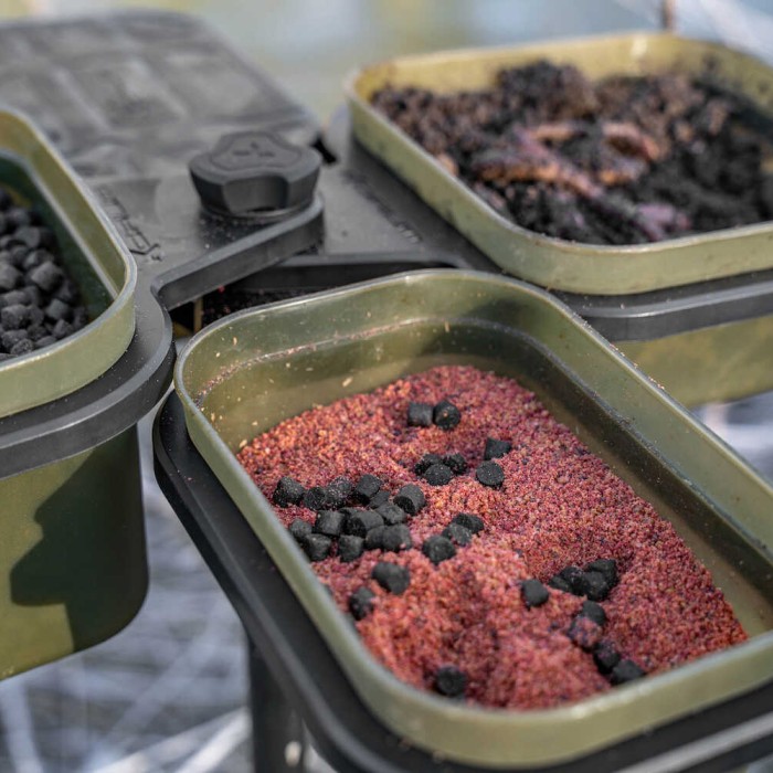 Korum Compact Bait Waiter Set In Use 5