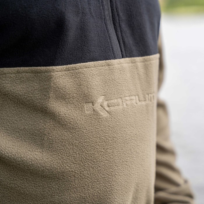 Korum Embossed Microfleece Close Up 1