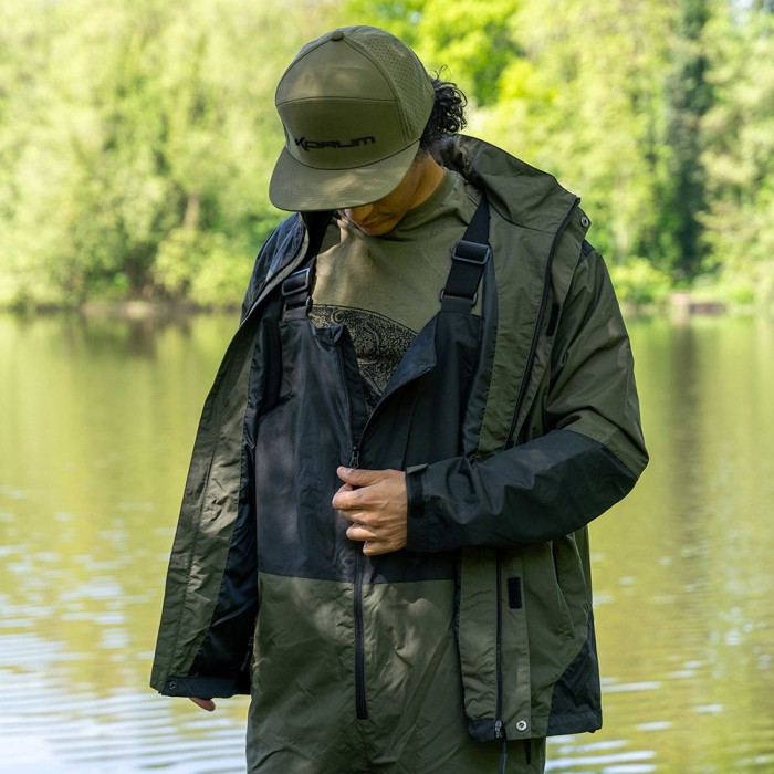 Korum Neoteric 5X5 Waterproof Suit In Use 2