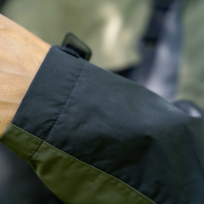 Korum Neoteric 5X5 Waterproof Suit Close Up 1