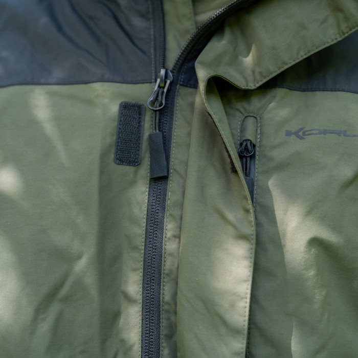 Korum Neoteric 5X5 Waterproof Suit Close Up 2