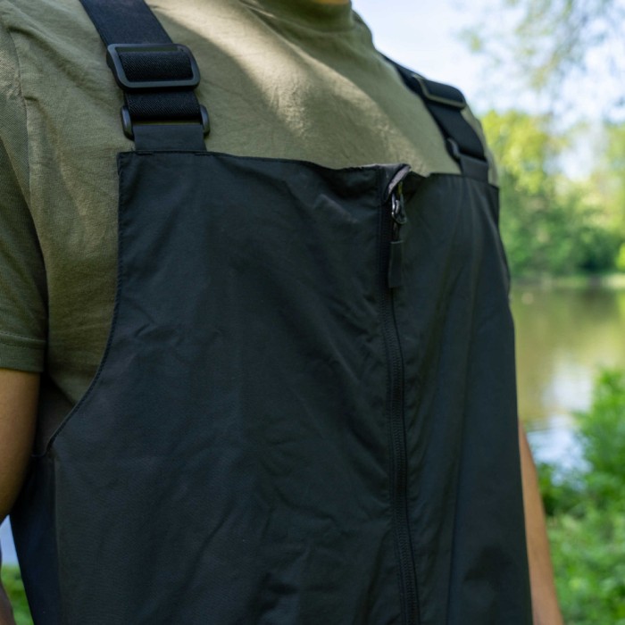 Korum Neoteric 5X5 Waterproof Suit Close Up 4