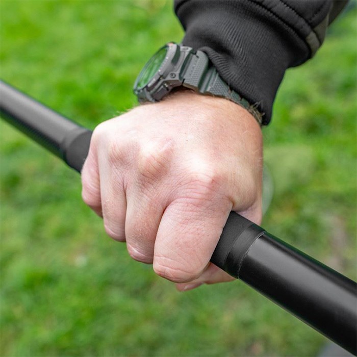 Korum Opportunist XTND 3m Telescopic Fishing Handle In Use Close Up