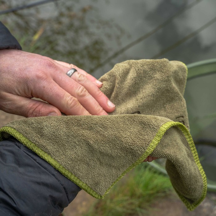 Korum Progress Microfibre Towel 1