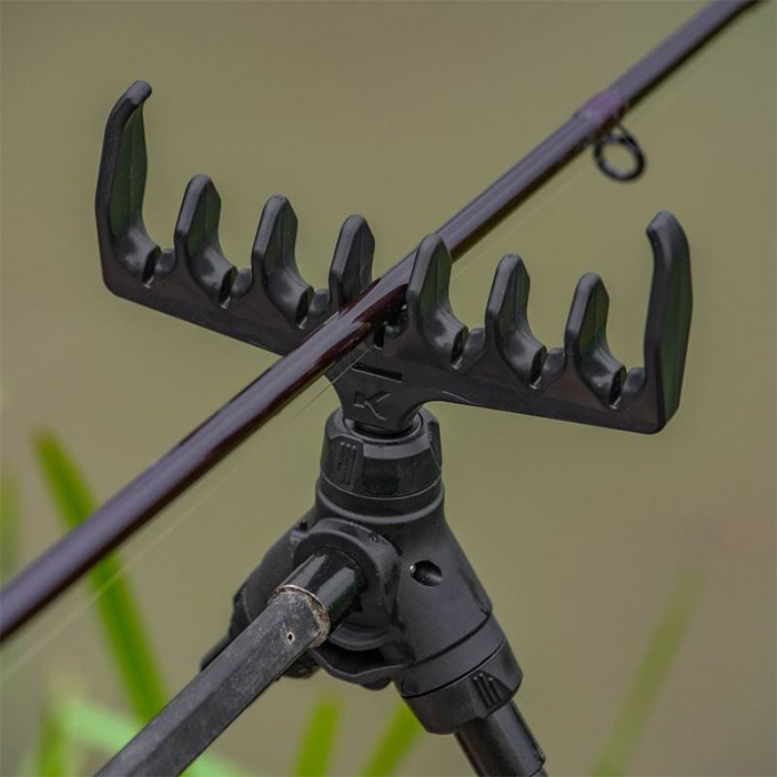 Korum Quiver Fishing Rod Rest In Use 2