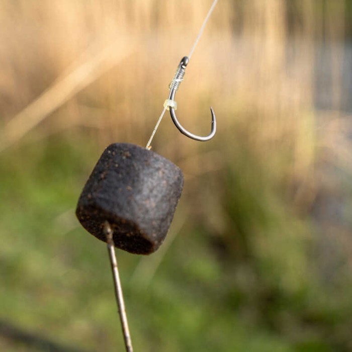 Korum River Grappler Barbed Hair Rigs 1m In Use 1