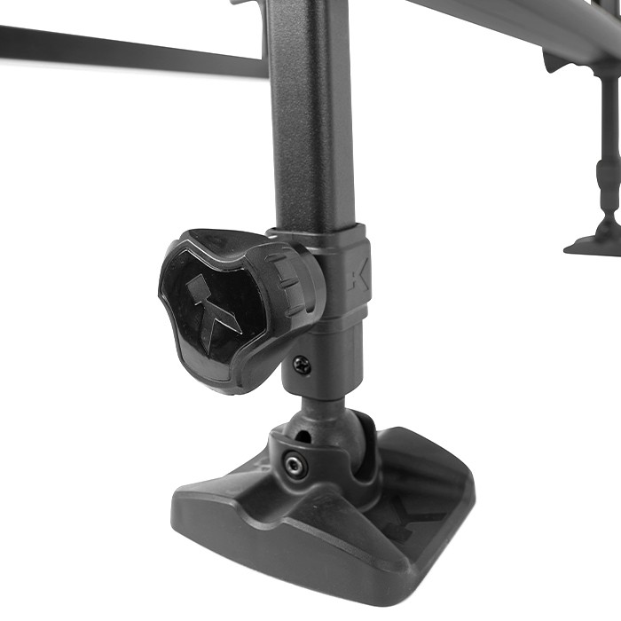Korum S23 Compact Accessory Fishing Chair Close Up Foot
