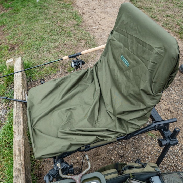 Korum Universal Waterproof Fishing Chair Cover In Use 5