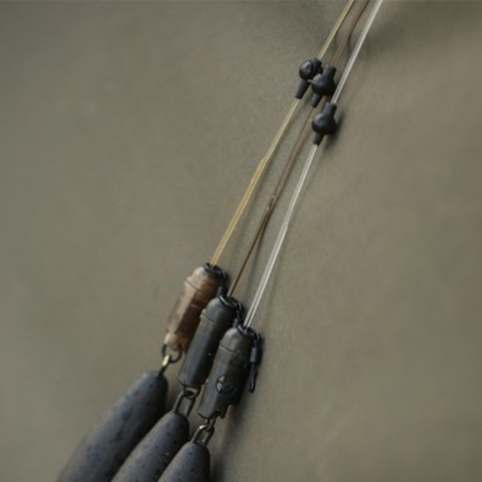 Korda Dark Matter Leader Heli-Safe 1m In Use 3