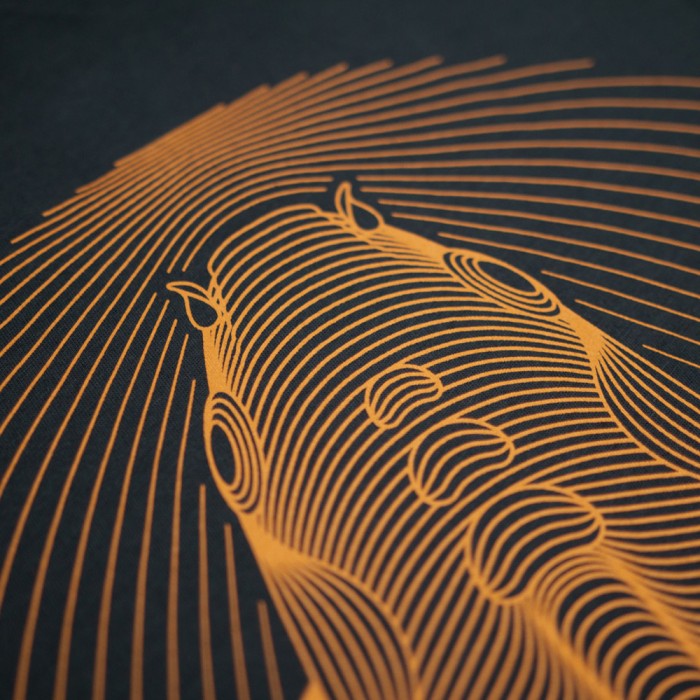 Kumu Ripples Tee T-Shirt Close Up 4