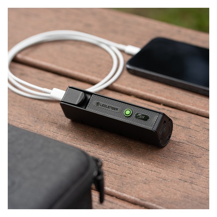 Ledlenser Powerbank Flex5 Powerbank In Use 3