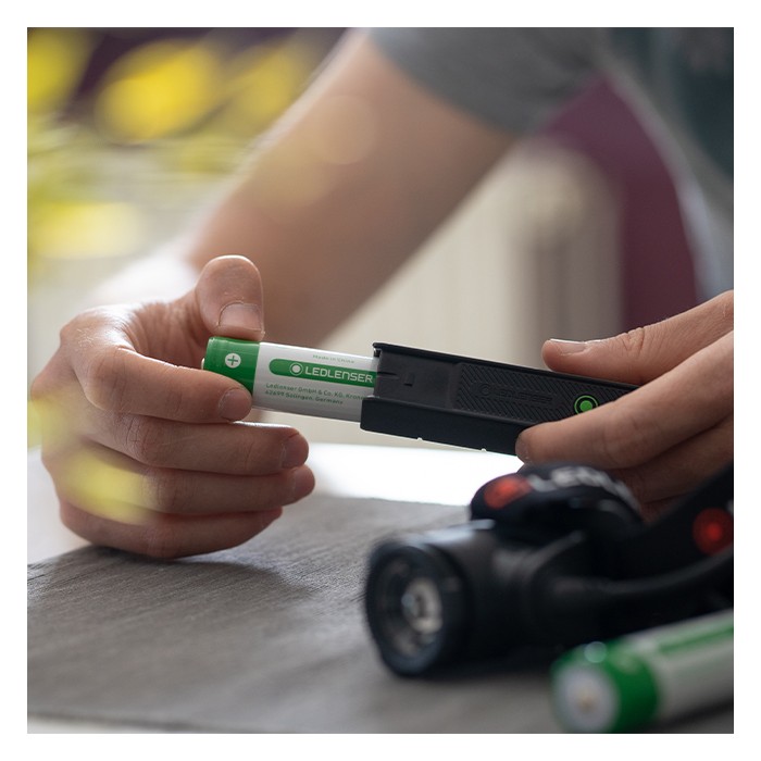 Ledlenser Powerbank Flex5 Powerbank In Use 6