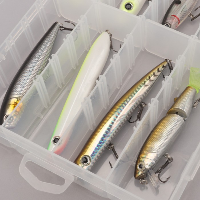 Discover Saltwater Predators Lure Box - Hard Body -8 Pieces 1