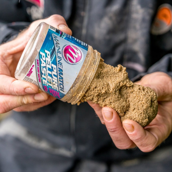 Mainline Match Pure Pellet Paste Mix In Use  2
