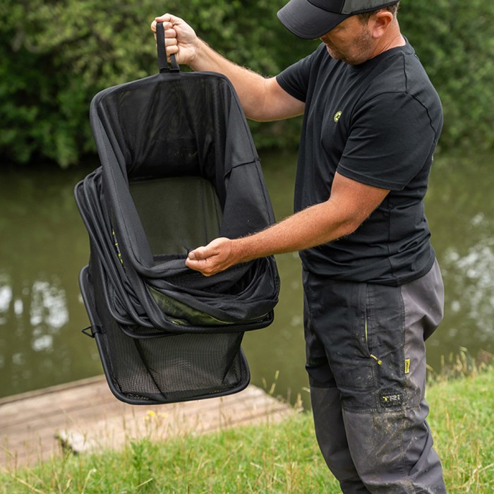 Matrix Carp Safe Keepnet 4m In Use 1