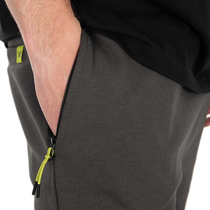 Matrix Black Edition Fishing Jogger Shorts In Use 6