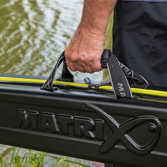 Matrix Duralite Fishing Top Kit Case 1.9m In Use 3