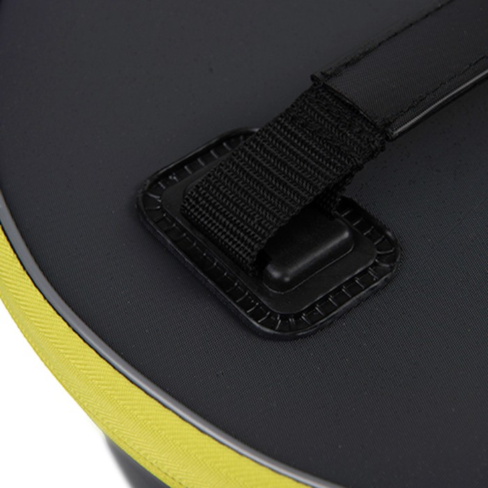 Matrix Moulded EVA Bowl With Lid Close Up 2