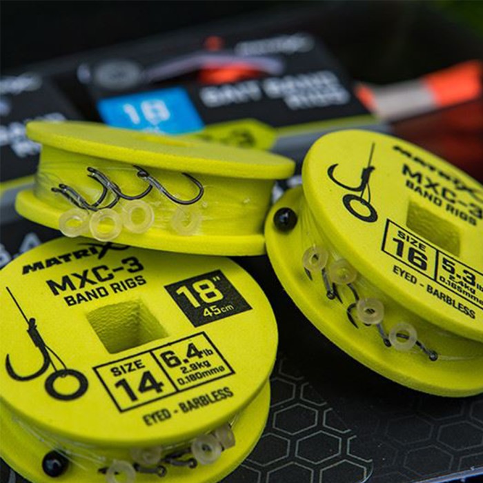 Matrix MXC-3 Bait Band Fishing Rig Close Up Size 18