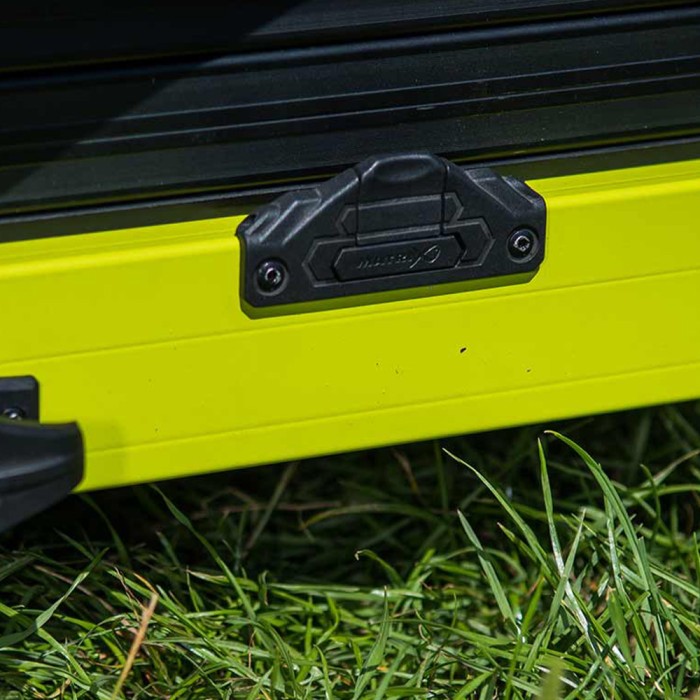 Matrix S25 Pro Seatbox Lime Edition Close Up 2