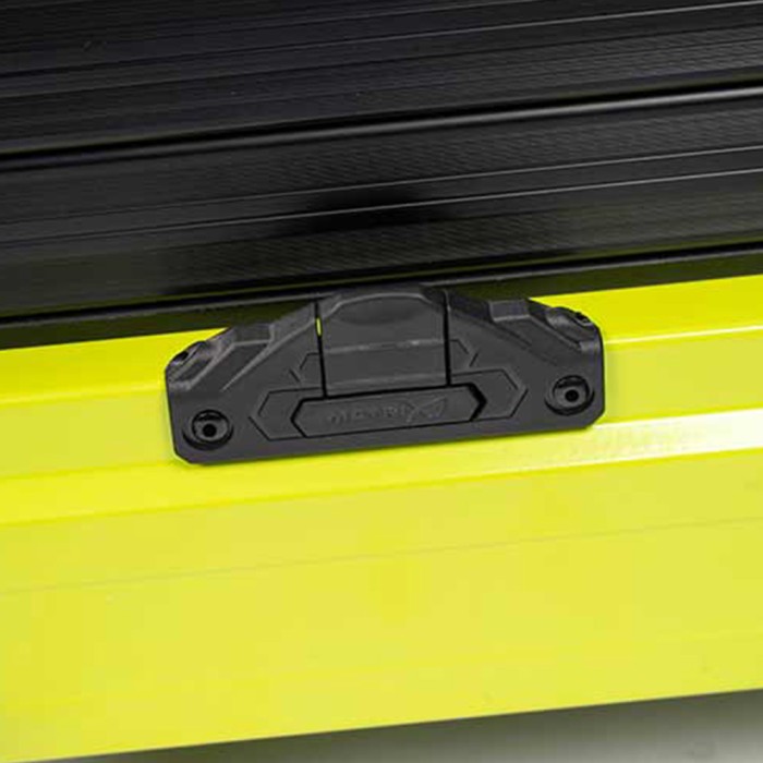 Matrix S36 Pro Seatbox Lime Edition Close Up 1