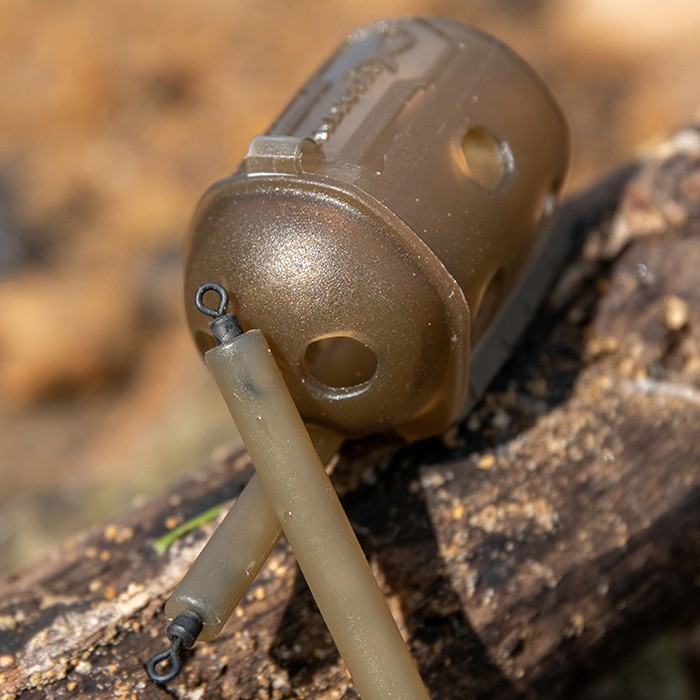 Matrix Swivel Feeder Stems x2 Medium In Use 1