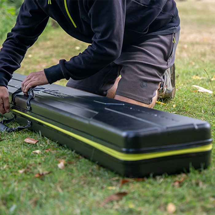Matrix Duralite XL Fishing Pole Fishing Case 1.95m In Use 9