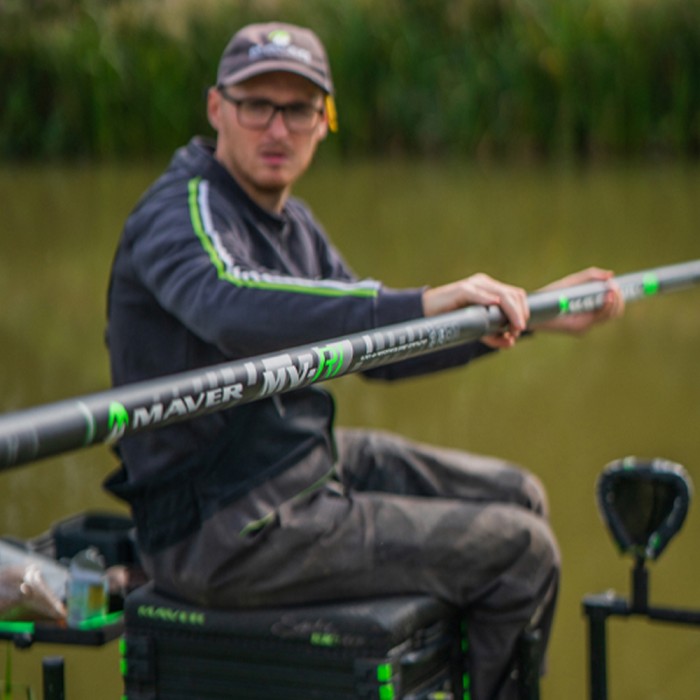 Maver MV-R1 Fishing Pole Package 16m In Use 2