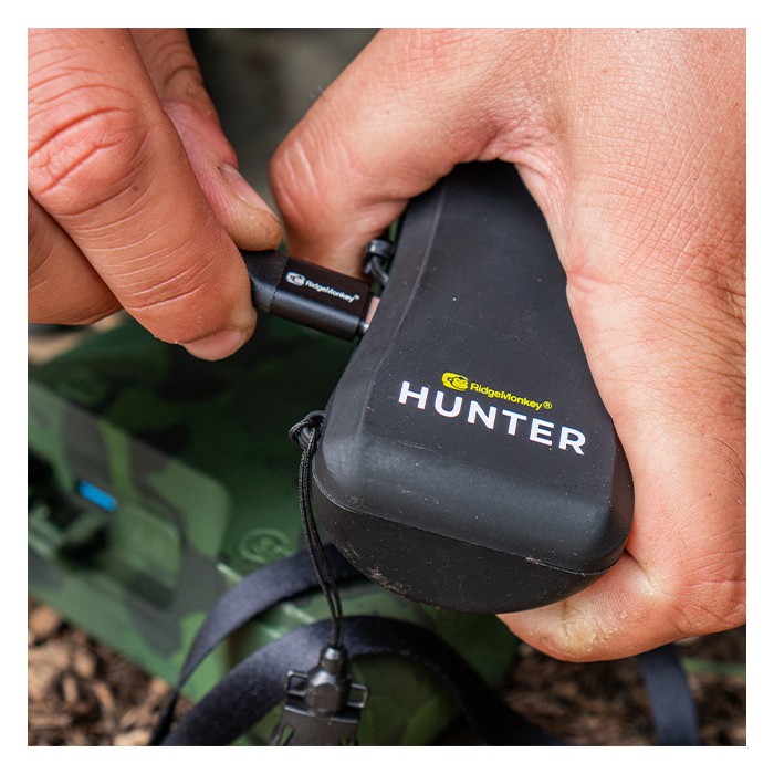 RidgeMonkey Hunter 750 Fishing Bait Boat Close Up 11