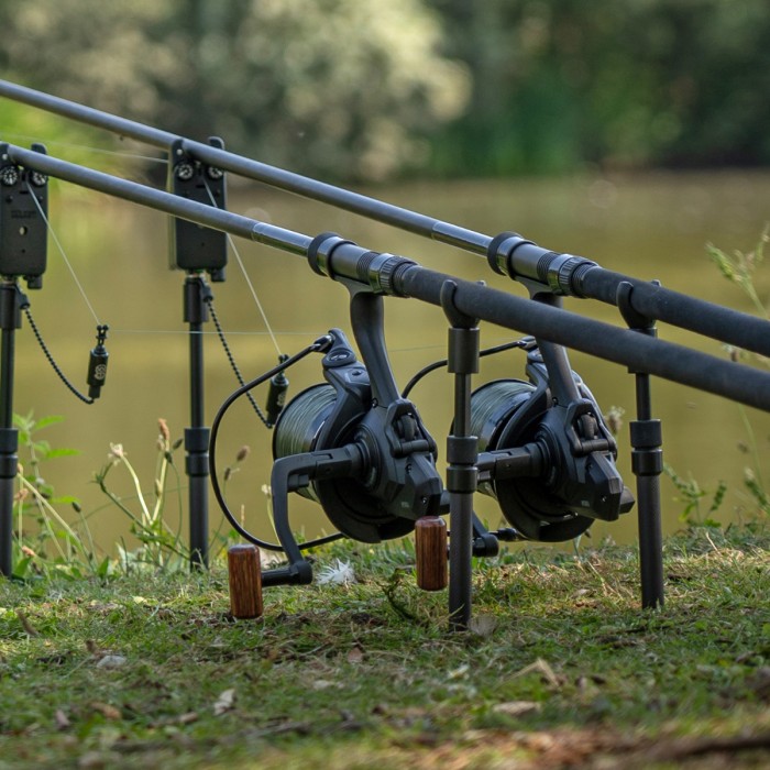 Mitchell Full Runner MX6 Reel 9000 in Use 1