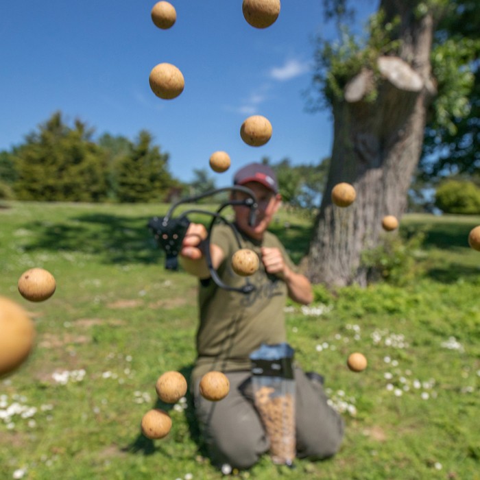 Advanta N-Fused Dairy Nut Shelf Life Boilies In Use 1