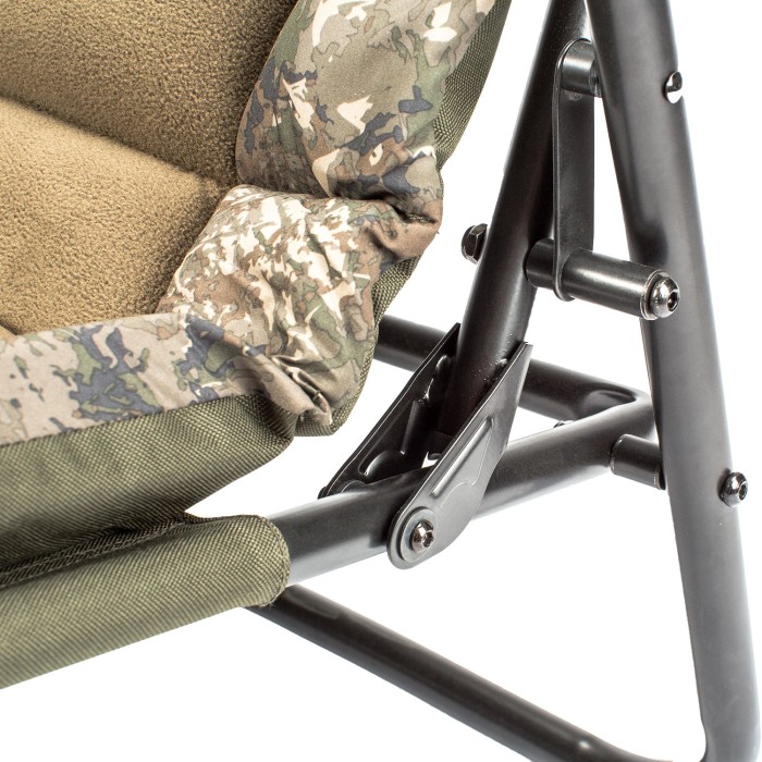 Nash Indulgence Sub-Lo Fishing Chair Close Up Hinge