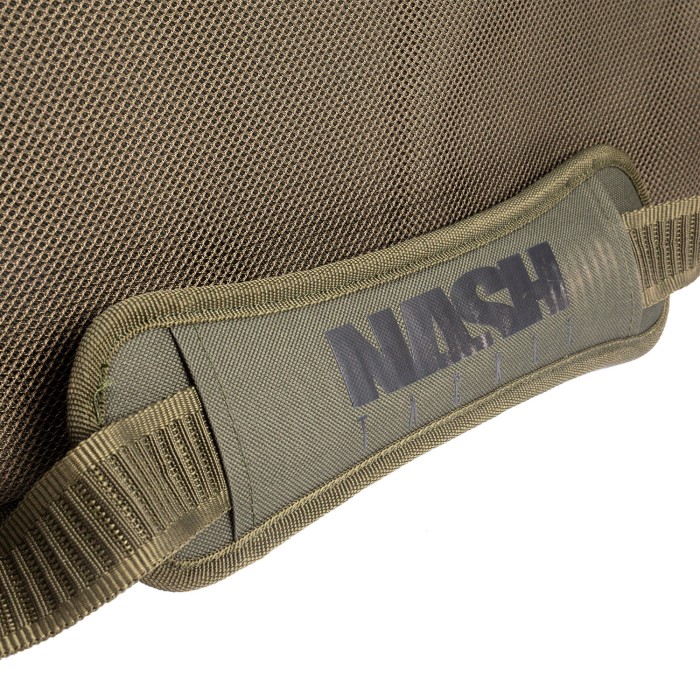 Nash TT Rig Station Carry Bag close up handle