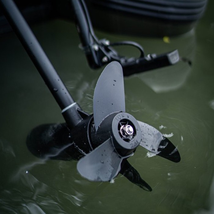 Nash Boat Life Electric Engine 65lb 6