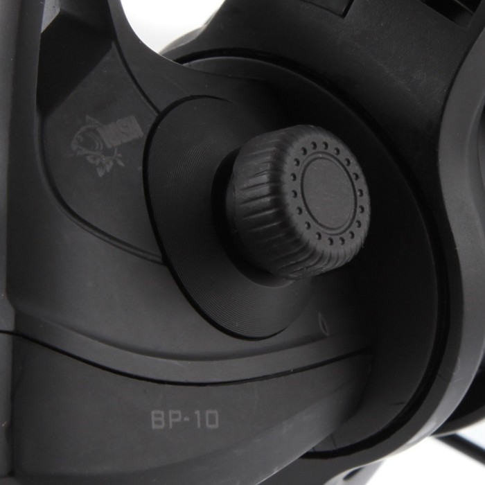 Nash BP-10 Black Fast Drag Big Pit Reel Close Up 3