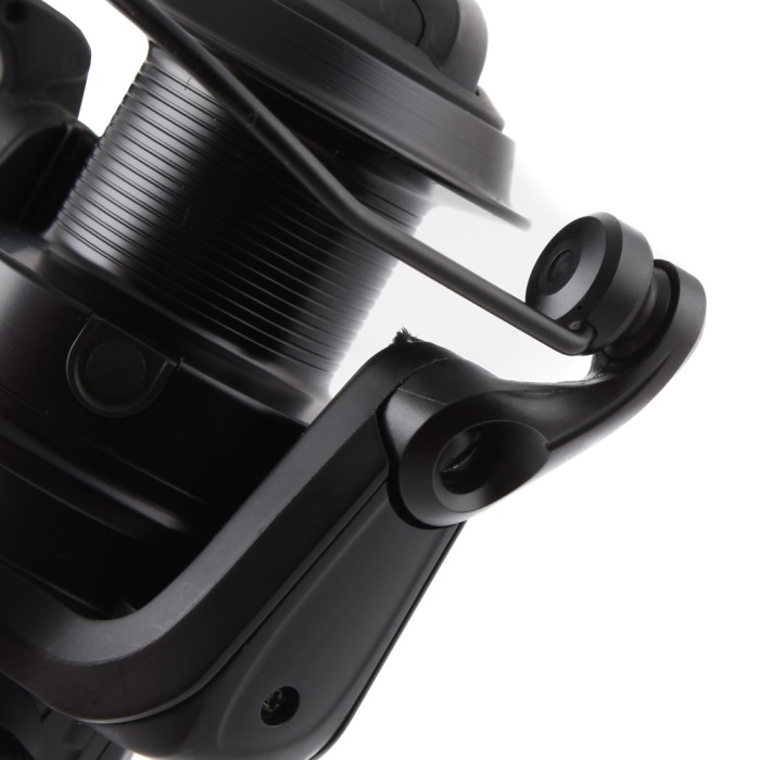 Nash BP-10 Black Fast Drag Big Pit Reel Close Up 1