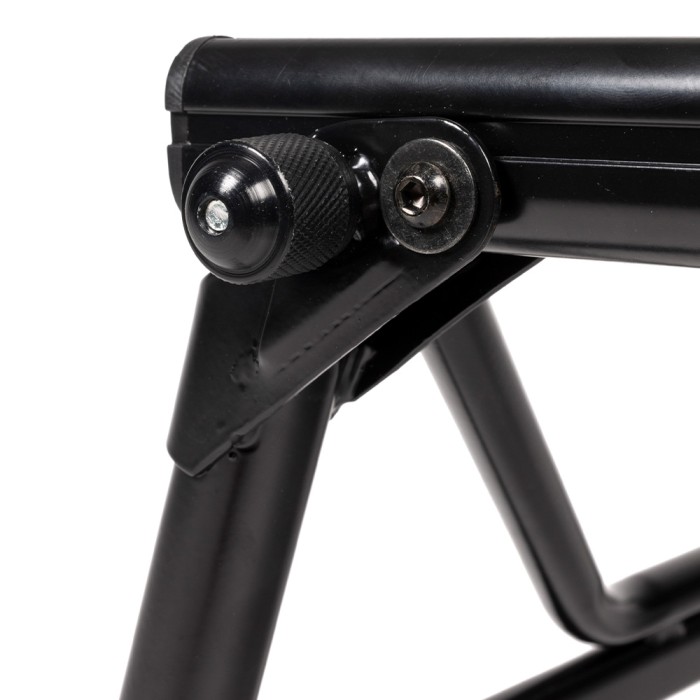 Nash Indulgence Camo Emperor Chair Close Up 3