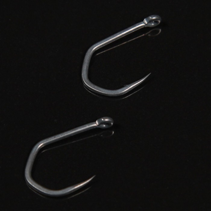 Nash Pinpoint Claw Hooks On Black