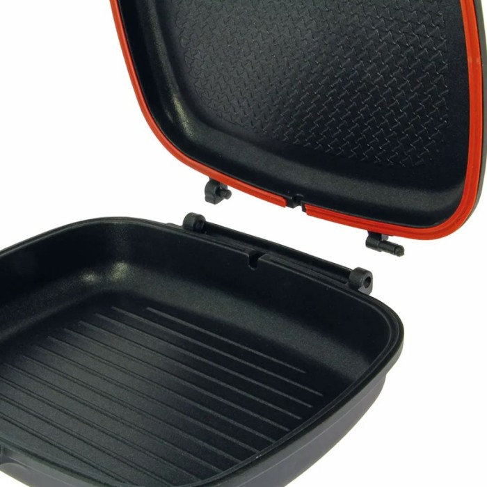 NGT Outdoor Double Grill Pan Close Up 4