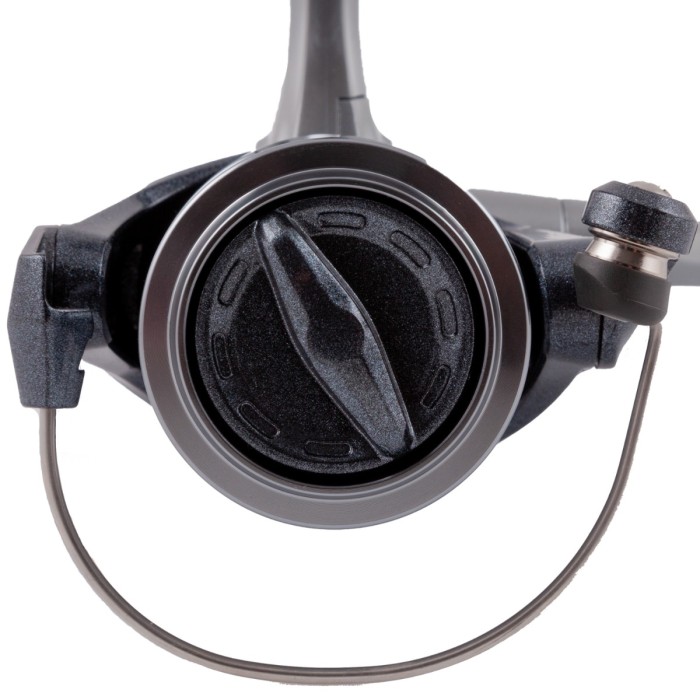 Okuma Azaki Spinning Reel  Close Up 3