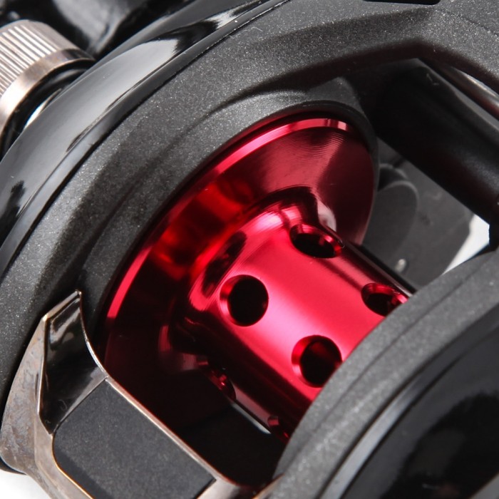 Okuma Ceymar LP Baitcaster C-266WLX Left Hand Close Up Inside