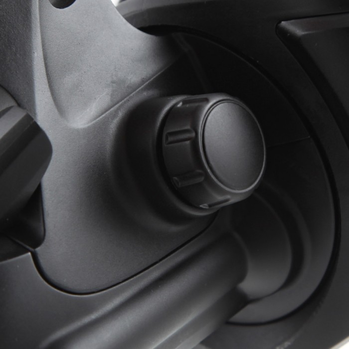 Okuma Custom Black Reel CB-80 Close Up 9