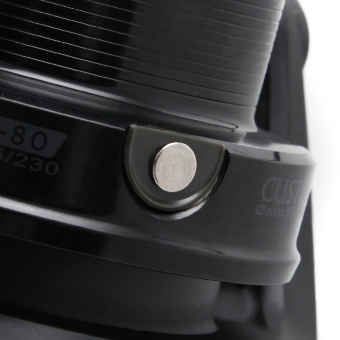 Okuma Custom Black Reel CB-80 Close Up 1